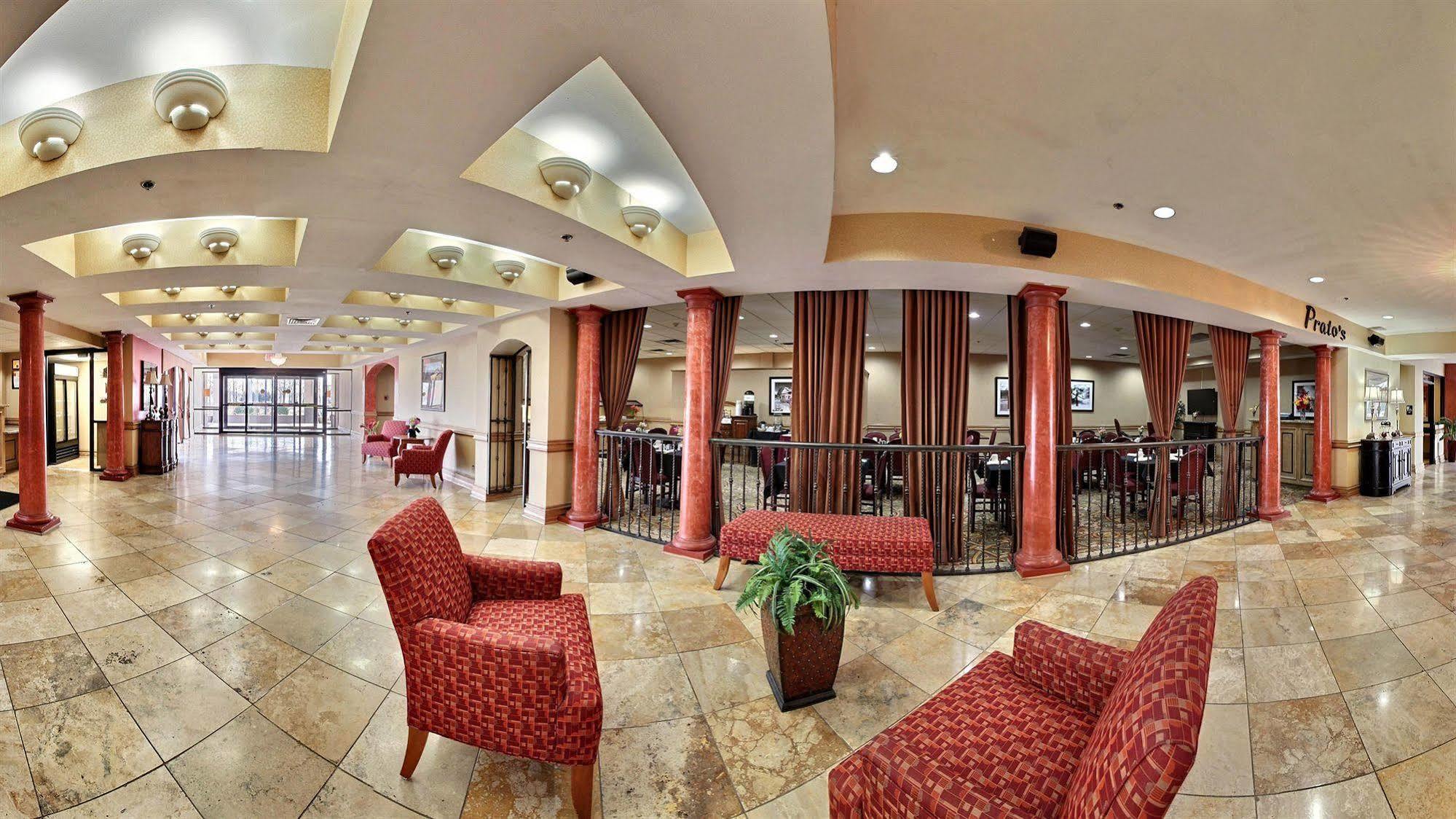 Clarion Inn Tulsa International Airport Exterior photo