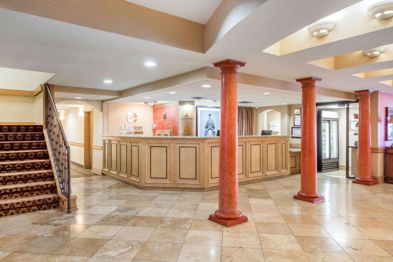 Clarion Inn Tulsa International Airport Exterior photo